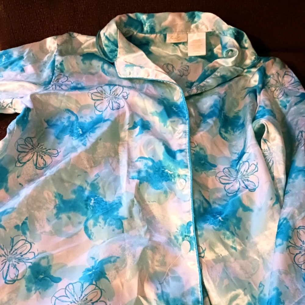 Long Sleeve Blue floral pajama Set